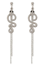 Load image into Gallery viewer, Sleek Serpent Earring
