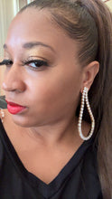 Load image into Gallery viewer, Crystal Drop Earrings

