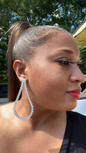 Load image into Gallery viewer, Crystal Drop Earrings
