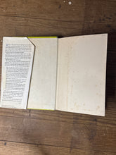 Load image into Gallery viewer, 1969 First Edition – Making Things Grow by Thalassa Cruso | Vintage Gardening Hardcover
